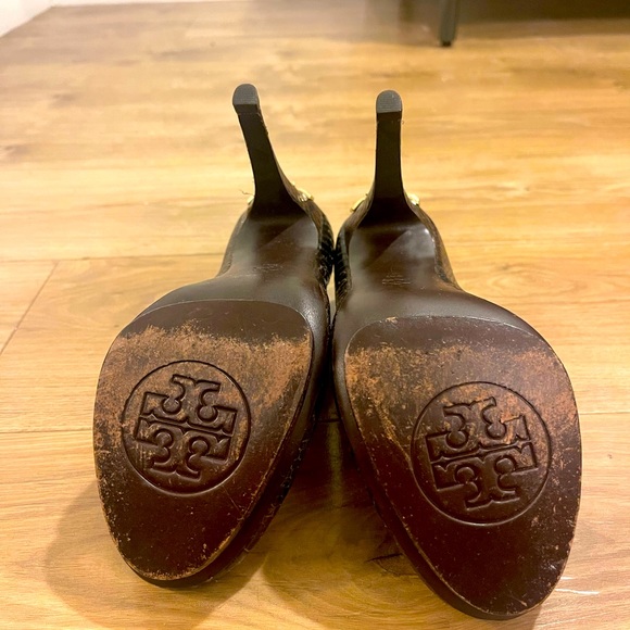 Snakeskin Tory Burch Stilettos - Picture 3 of 3